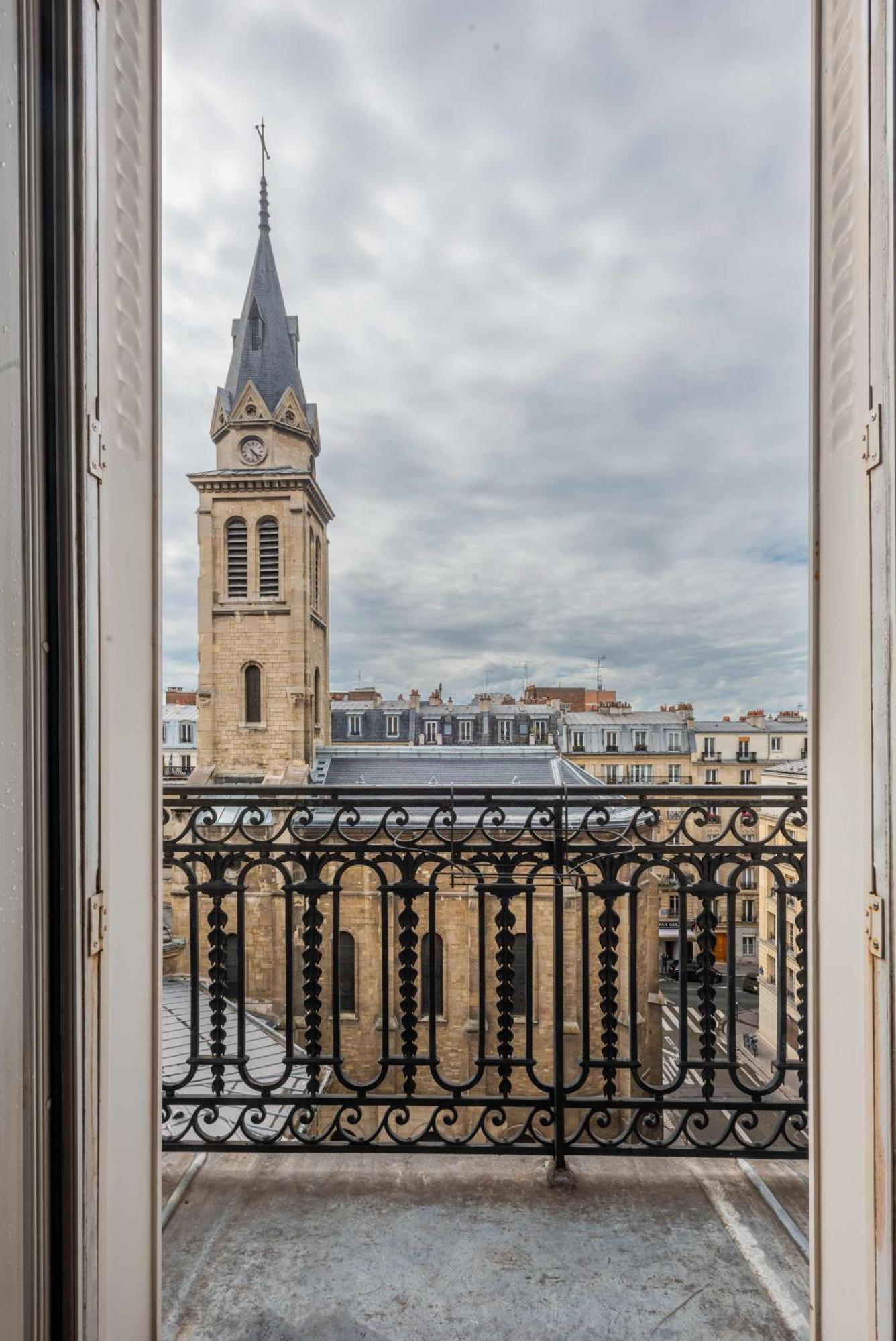 Captivating 2bd Flat Jules Joffrin Mairie Du 18 Parijs